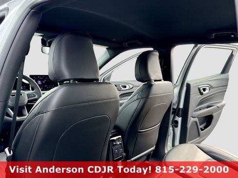 New 2026 Jeep Compass Latitude image 6