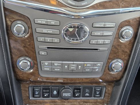 Used 2016 INFINITI QX80 2WD w/ Driver's Assistance Package image 19