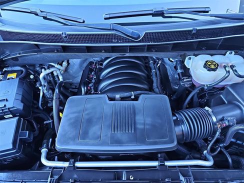 Used 2024 GMC Yukon AT4 w/ Technology Package image 13