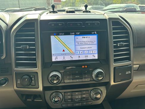 Used 2019 Ford F250 Limited w/ FX4 Off-Road Package AWD/4WD image 17