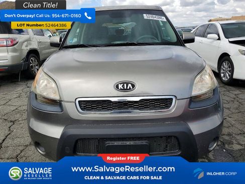 Used 2011 Kia Soul + w/ Audio Pkg FWD image 7