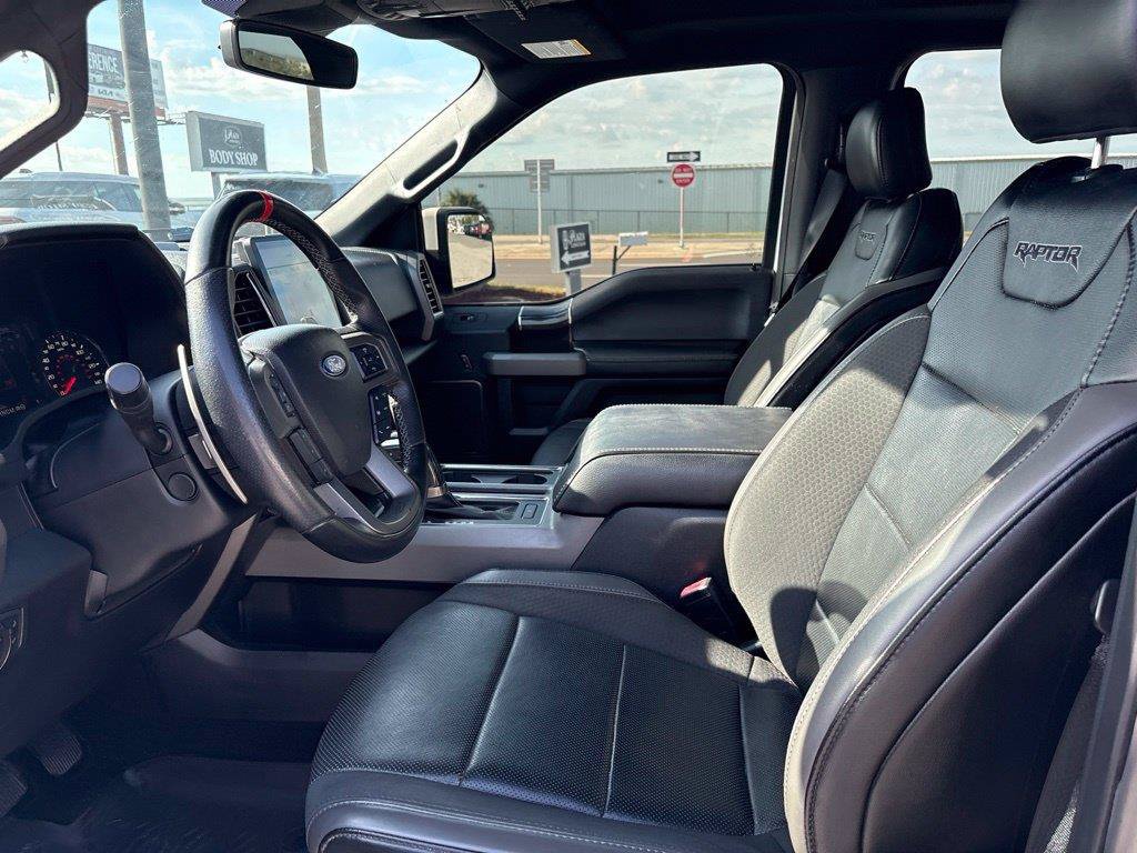 Used 2019 Ford F150 Raptor w/ Equipment Group 802A Luxury AWD/4WD image 17