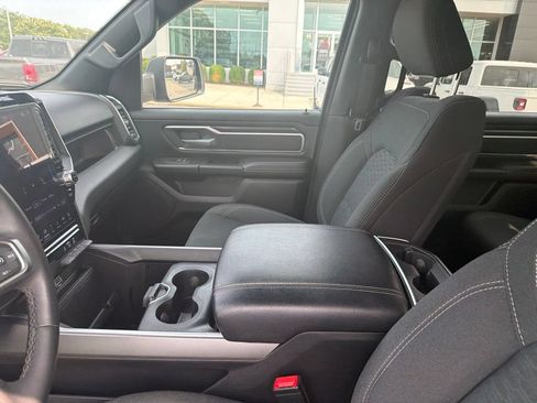Used 2025 RAM 1500 Big Horn AWD/4WD image 18