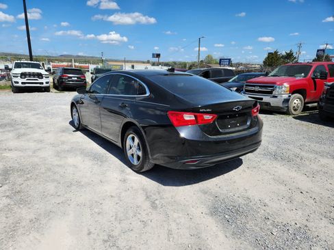 Used 2021 Chevrolet Malibu LS image 3