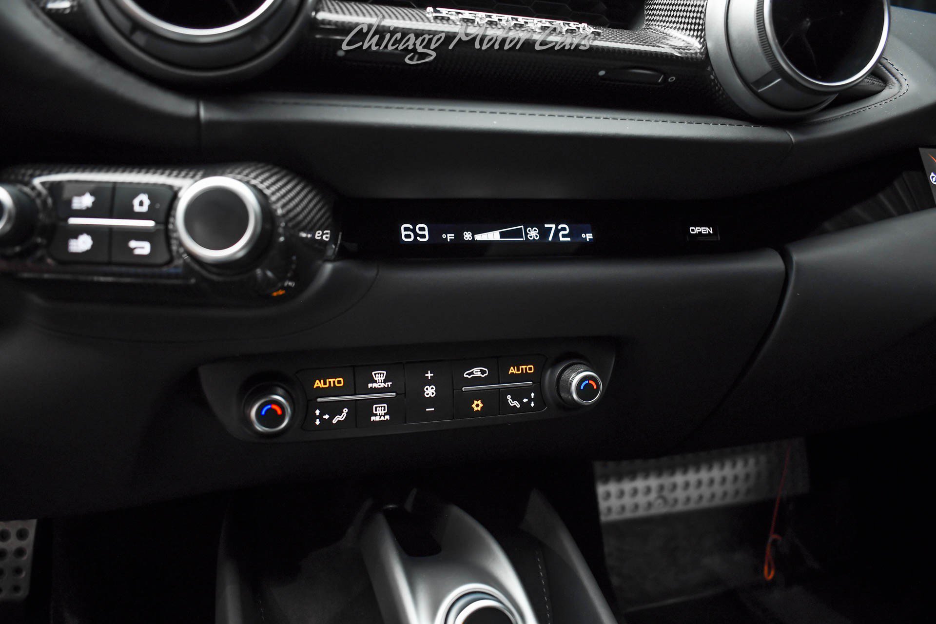 Used 2019 Ferrari 812 Superfast RWD image 19