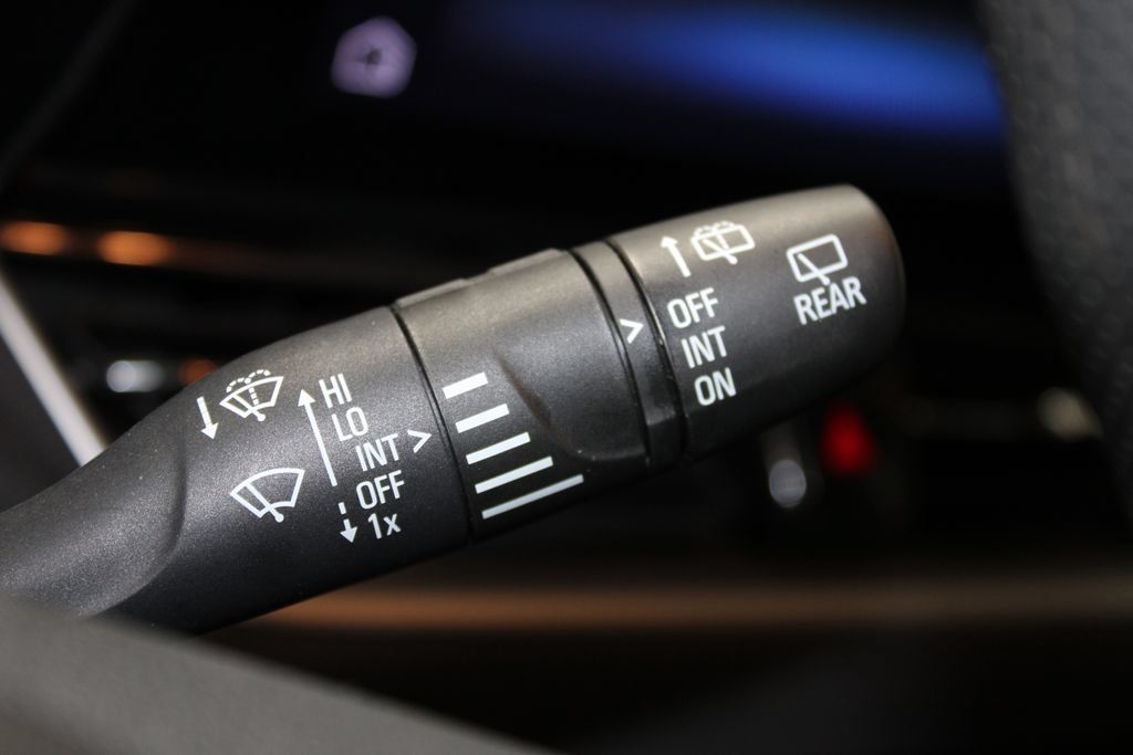 Used 2026 Chevrolet TrailBlazer LT FWD image 44