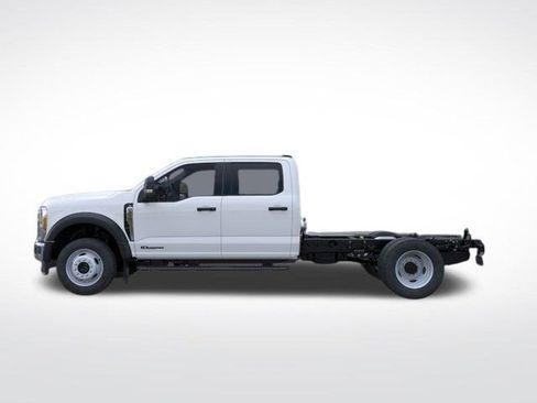 New 2025 Ford F450 XL w/ XL Chrome Package image 5