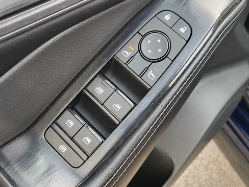 Used 2024 Nissan Rogue SV AWD/4WD image 22
