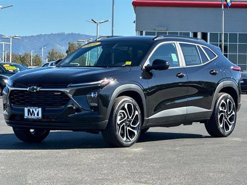 New 2026 Chevrolet Trax RS image 8