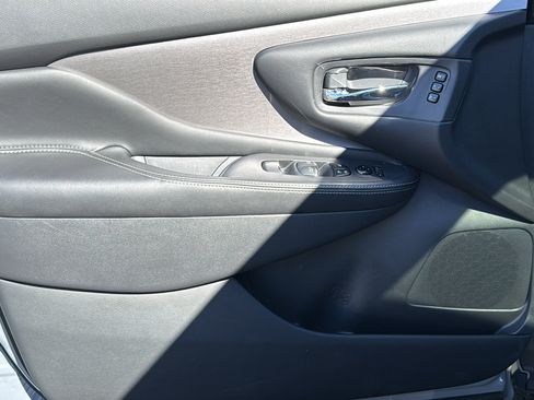 Certified 2023 Nissan Murano SL w/ SL Moonroof Package AWD/4WD image 6