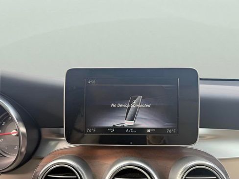 Used 2018 Mercedes-Benz GLC 300 4MATIC image 16