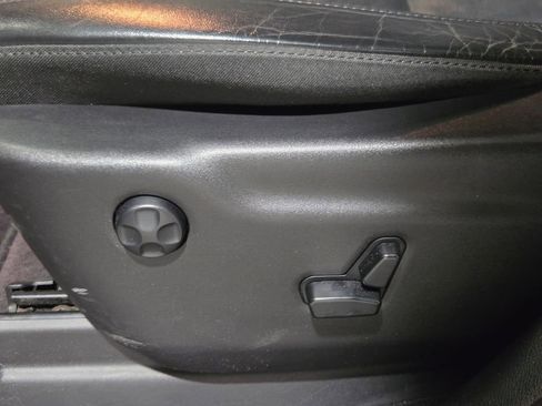 Used 2019 Jeep Grand Cherokee Limited image 28