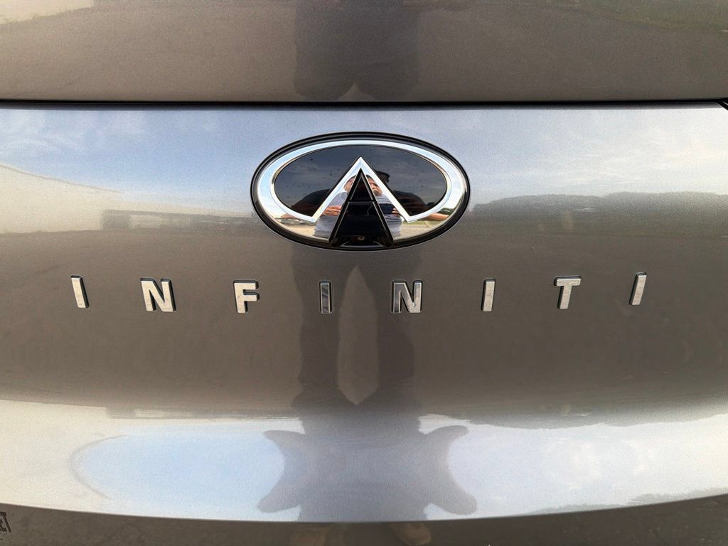 Used 2022 INFINITI QX55 Luxe w/ Accent Package AWD/4WD image 15