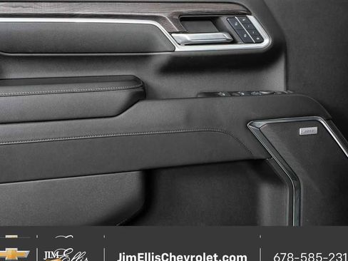 Certified 2024 Chevrolet Silverado 2500 LTZ w/ LTZ Convenience Package image 7