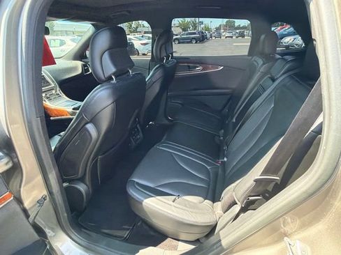 Used 2016 Lincoln MKX Reserve AWD/4WD image 12
