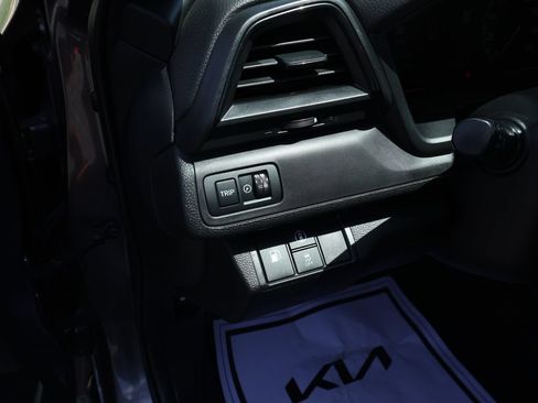 Used 2022 Honda Insight EX image 17
