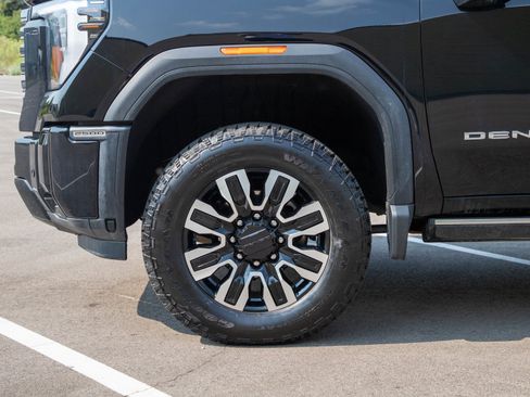 Used 2026 GMC Sierra 2500 Denali Ultimate AWD/4WD image 31