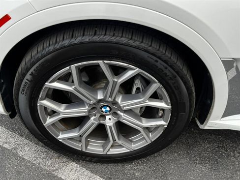 Used 2020 BMW X7 xDrive40i w/ Luxury Seating Package AWD/4WD image 12
