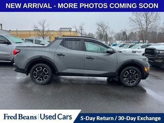 Used 2023 Hyundai Santa Cruz SEL w/ Activity Package video 3