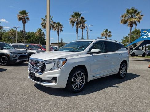 Certified 2022 GMC Terrain Denali AWD/4WD image 5