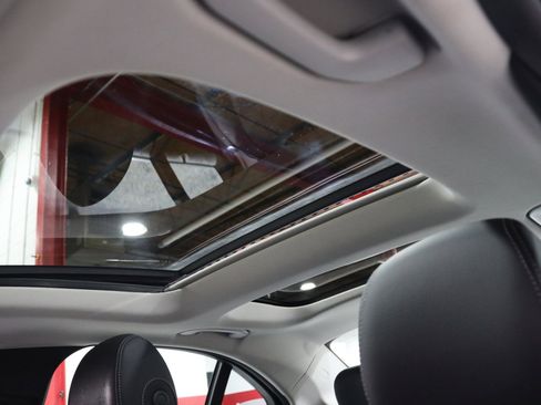 Used 2017 Mercedes-Benz C 300 4MATIC Sedan image 63