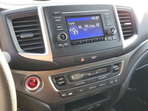 Used 2020 Honda Pilot LX image 27