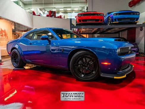 Used 2023 Dodge Challenger SRT Hellcat Redeye RWD image 2
