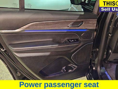 Used 2023 Jeep Grand Cherokee L Overland image 27