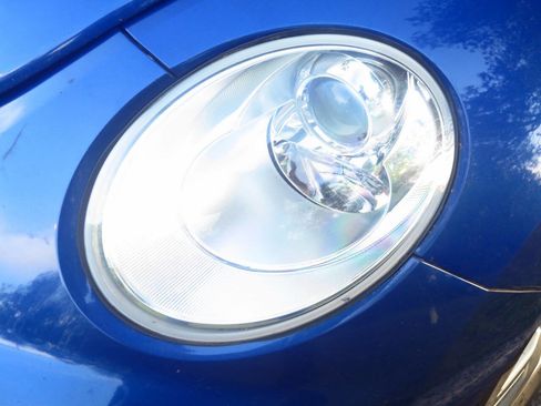 Used 2007 Volkswagen Beetle Convertible w/ Package 1 FWD image 26