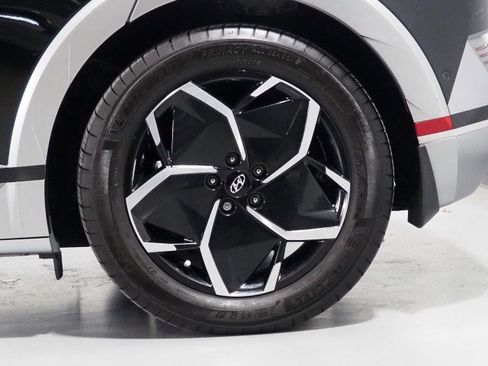 Used 2024 Hyundai Ioniq 5 Limited image 56