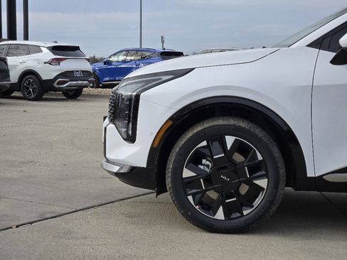 New 2026 Kia Sportage SX image 5