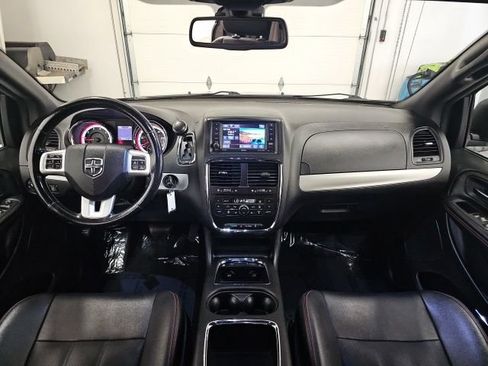 Used 2020 Dodge Grand Caravan GT FWD image 30