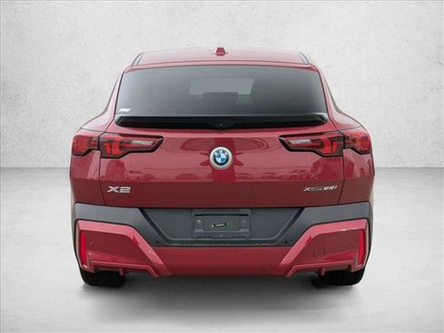 Used 2025 BMW X2 xDrive28i image 6