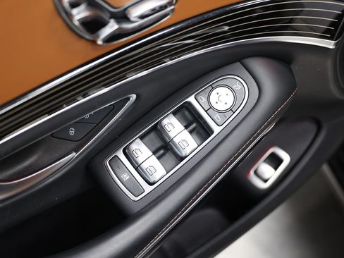 Used 2019 Mercedes-Benz Maybach S 560 4MATIC image 13