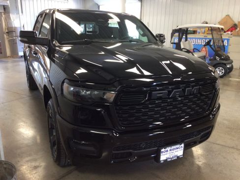 New 2025 RAM 1500 Big Horn AWD/4WD image 7