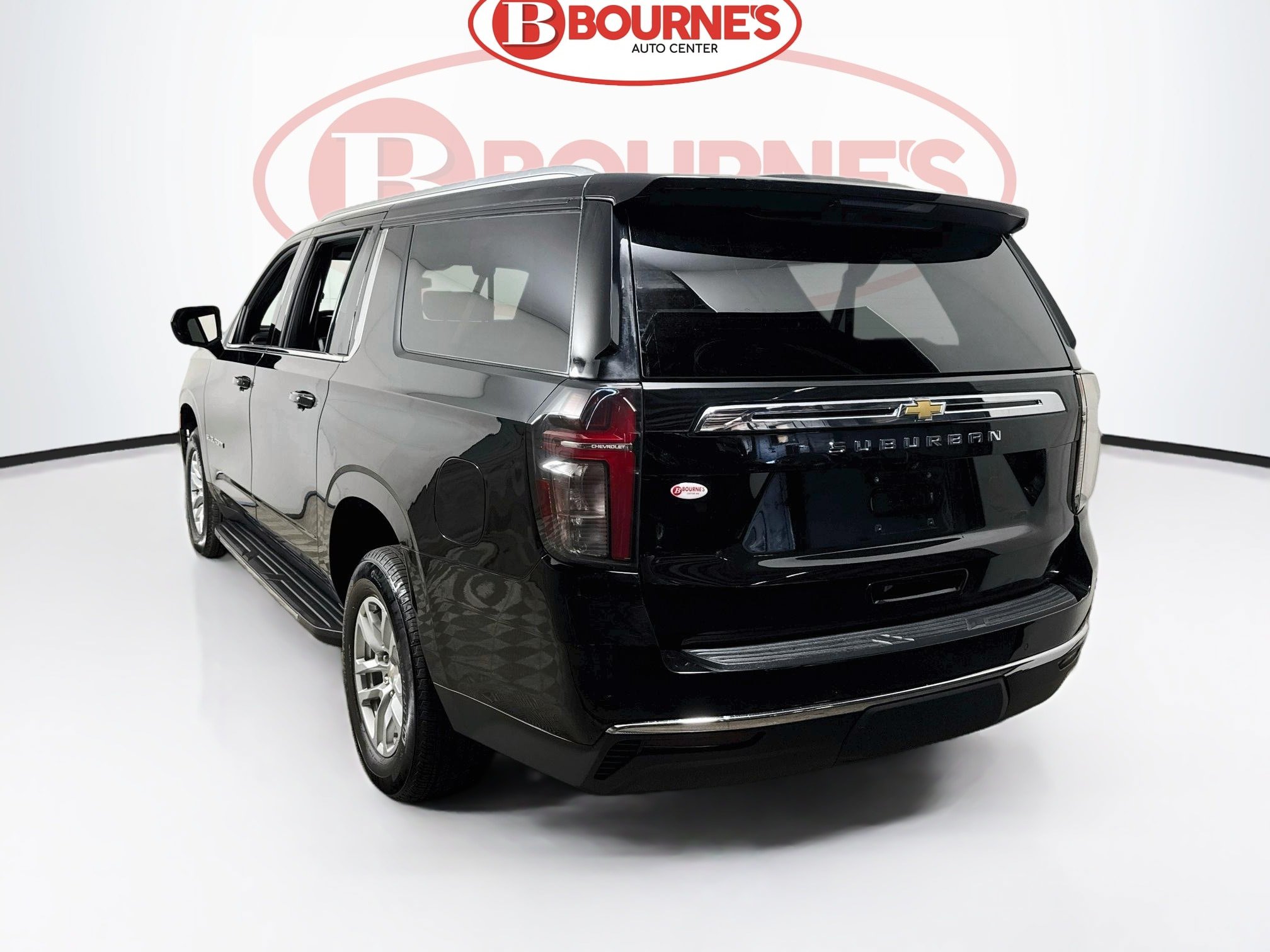 Used 2023 Chevrolet Suburban LS AWD/4WD image 6