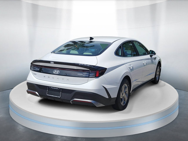 New 2026 Hyundai Sonata SE FWD image 4