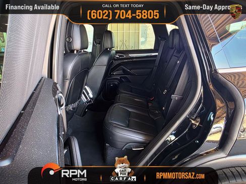 Used 2016 Porsche Cayenne S AWD/4WD image 10