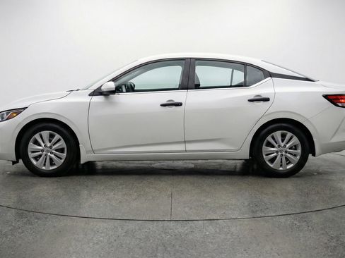 Used 2025 Nissan Sentra S FWD image 5