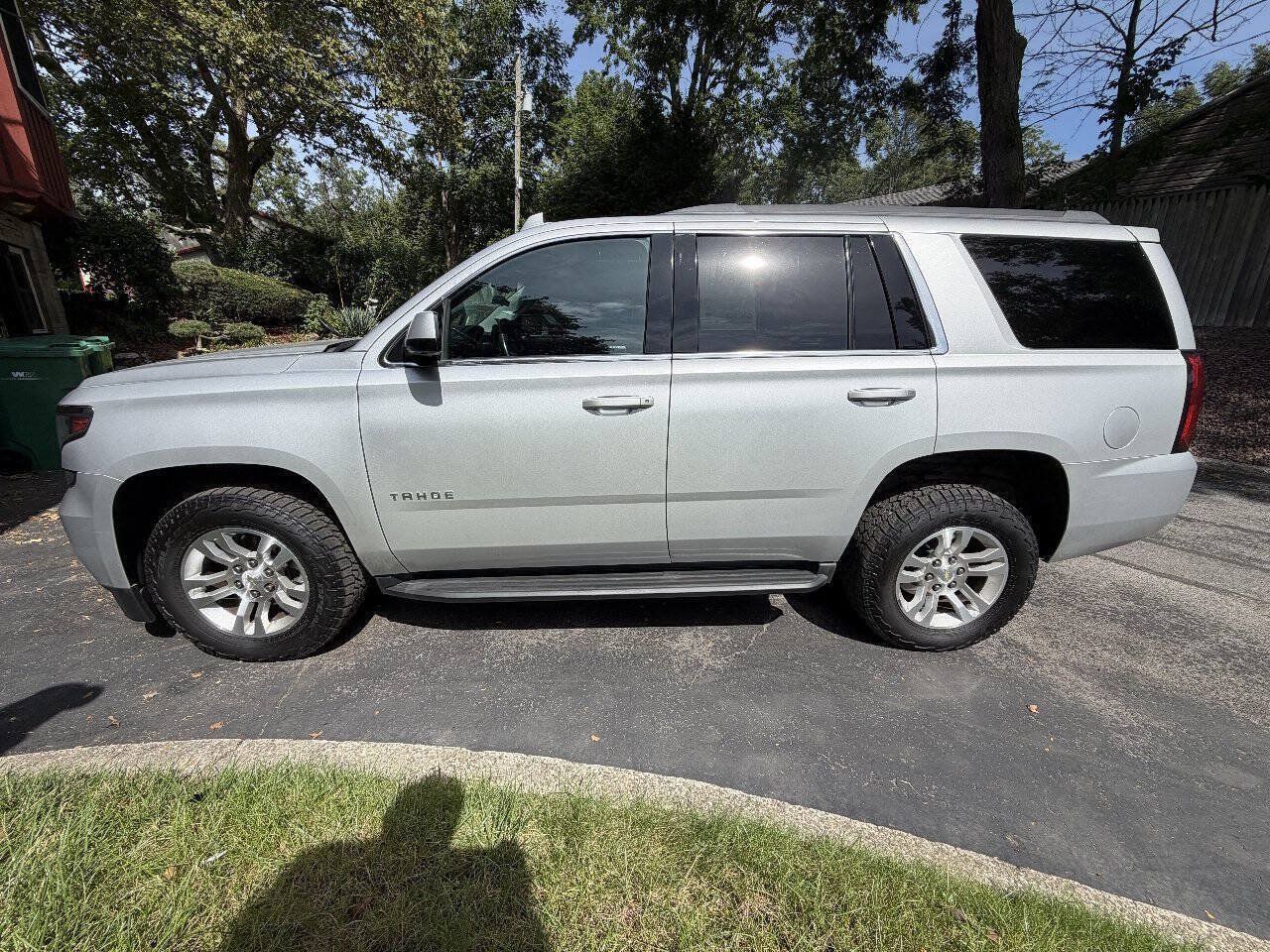 Used 2018 Chevrolet Tahoe LS w/ Skid Plate Package AWD/4WD image 11
