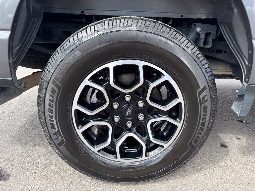 Used 2022 Ford F150 XLT w/ Equipment Group 302A High AWD/4WD image 30