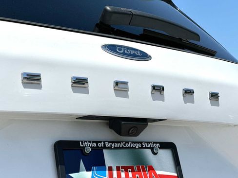 Used 2020 Ford Escape SE FWD image 15