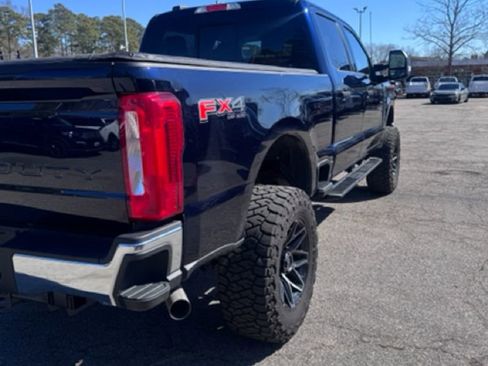 Used 2024 Ford F250 XLT w/ FX4 Off-Road Package image 5