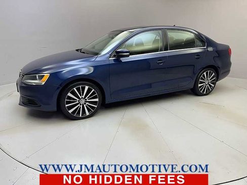 Used 2014 Volkswagen Jetta SE FWD image 1