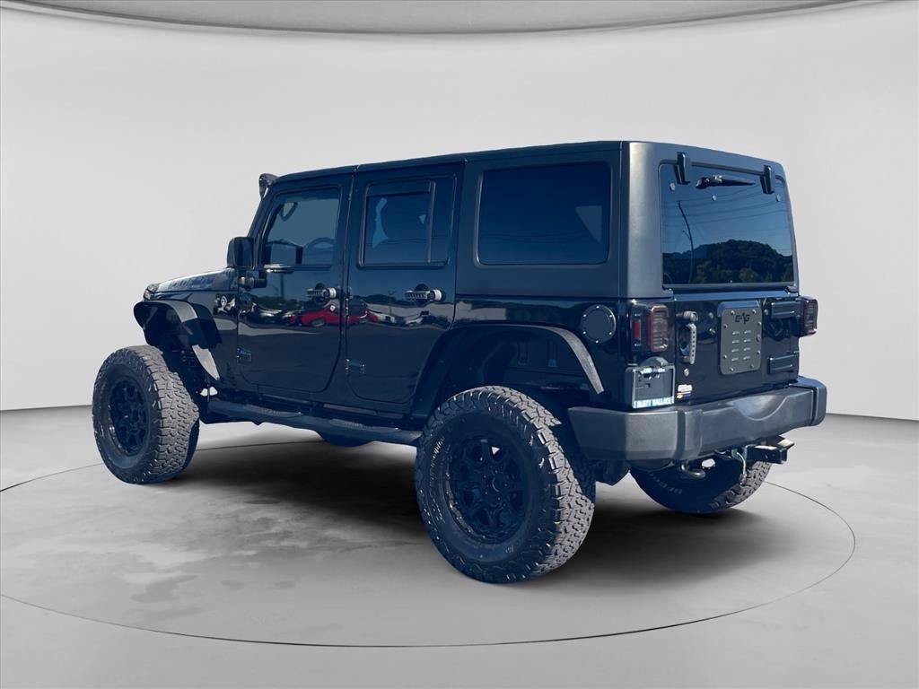 Used 2015 Jeep Wrangler Unlimited Sport w/ Connectivity Group AWD/4WD image 4