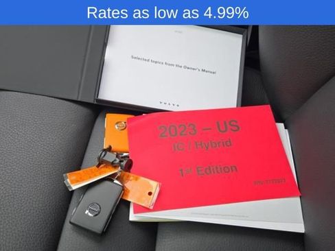 Used 2023 Volvo XC90 B6 Plus image 6