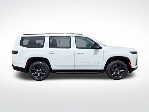 New 2026 Jeep Grand Wagoneer Limited AWD/4WD image 2