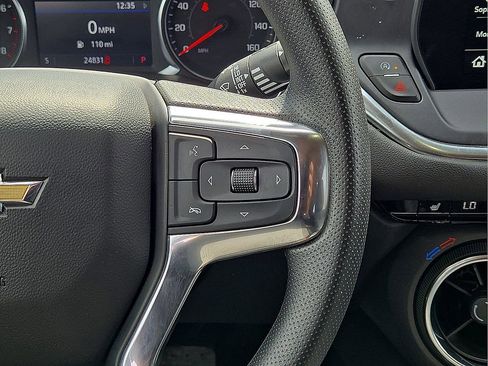 Used 2025 Chevrolet Blazer LT image 19