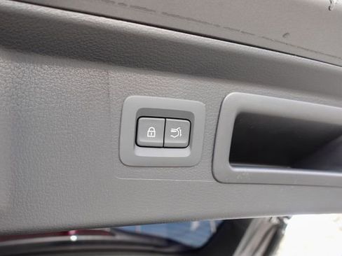 Used 2024 MAZDA CX-50 AWD 2.5 S w/ Premium Plus Pkg image 29