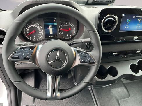 New 2026 Mercedes-Benz Sprinter 2500 image 8
